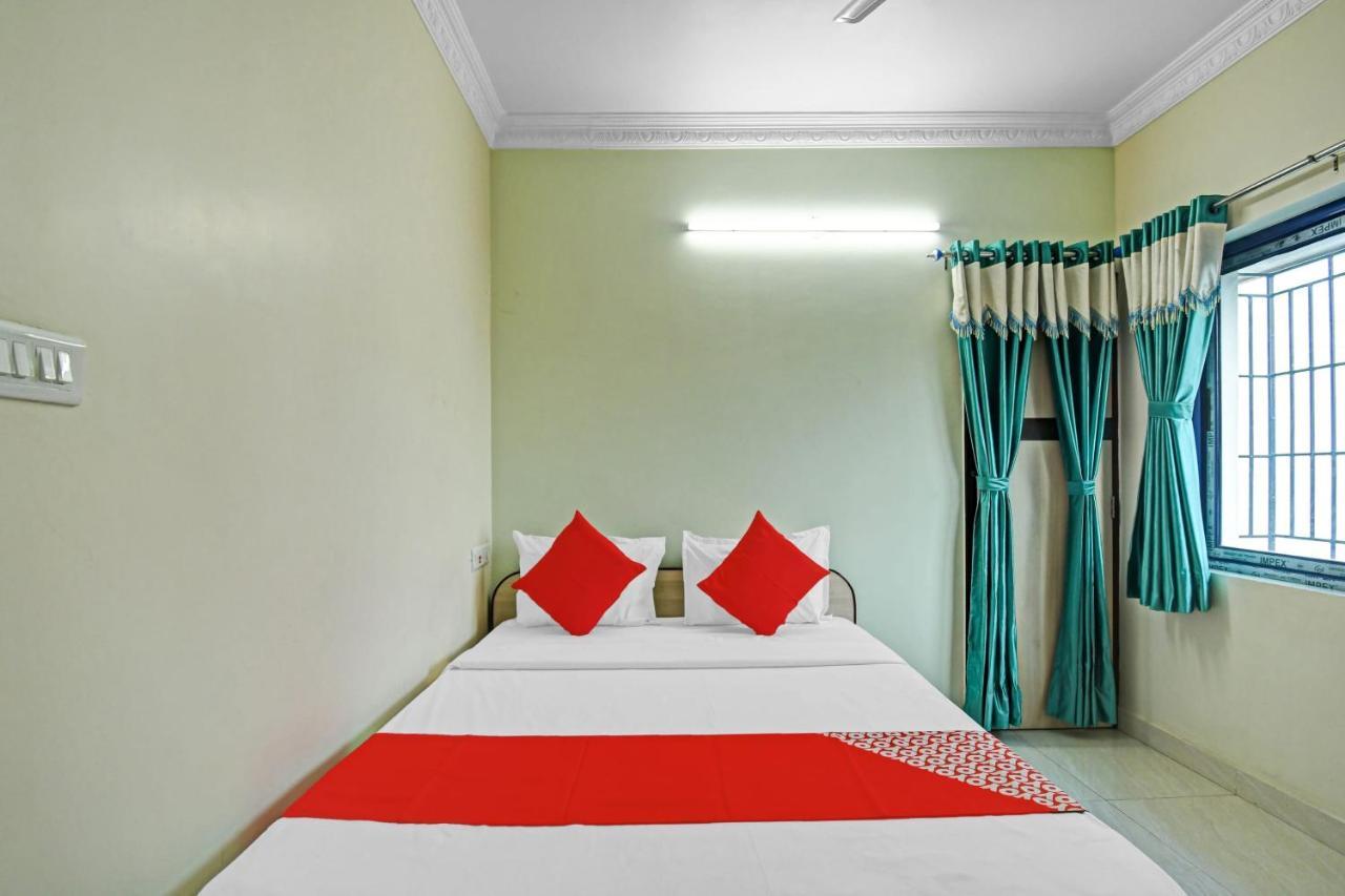 Oyo Flagship 84655 S S Guest House โกลกาตา ภายนอก รูปภาพ