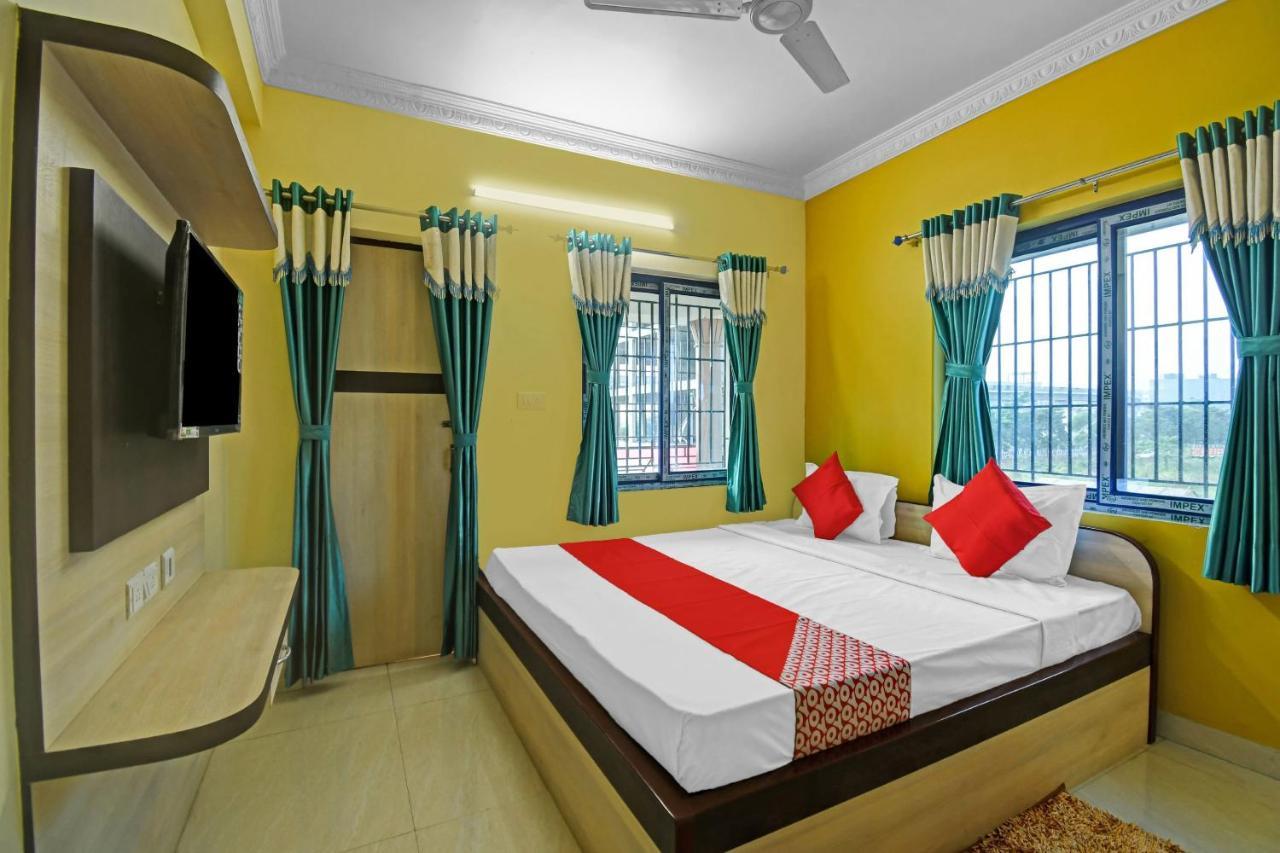 Oyo Flagship 84655 S S Guest House โกลกาตา ภายนอก รูปภาพ