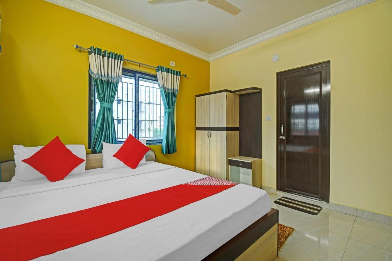 Oyo Flagship 84655 S S Guest House โกลกาตา ภายนอก รูปภาพ