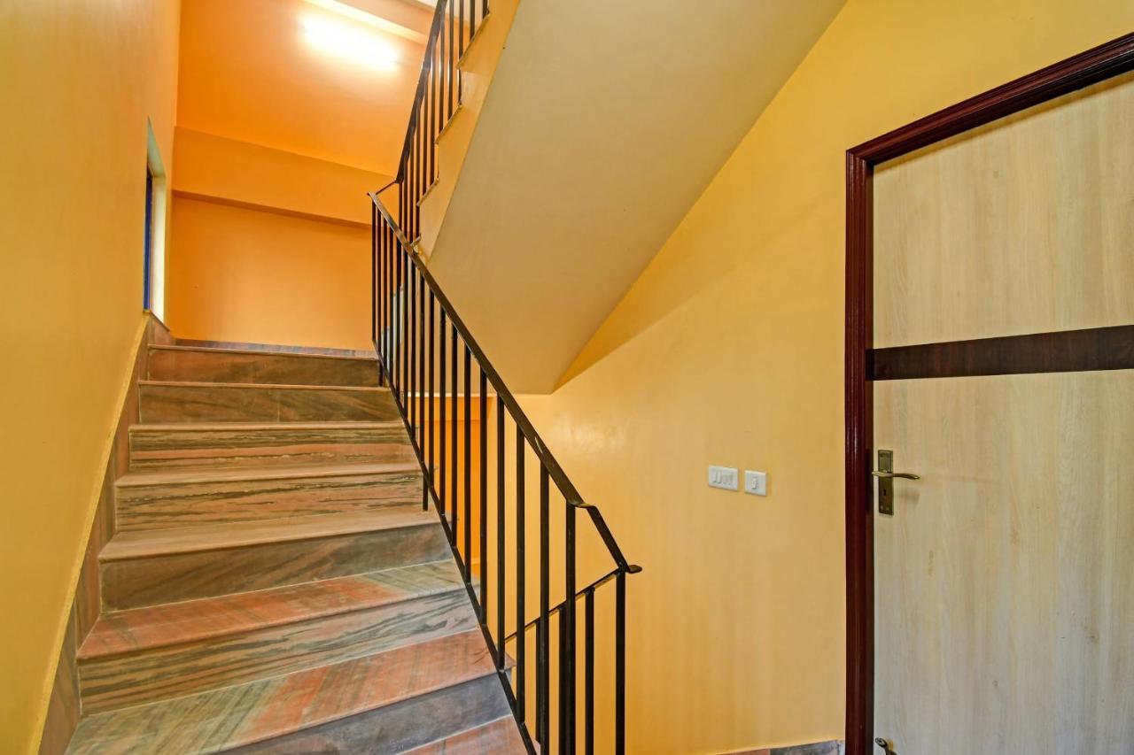 Oyo Flagship 84655 S S Guest House โกลกาตา ภายนอก รูปภาพ